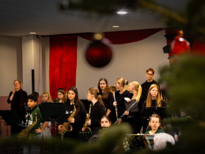 Mit „Winter Rose“, „Christmas Bells“ und „Jolly old St. Nicholas“ wird 17.00h-Tee zur vorgezogenen Bescherung